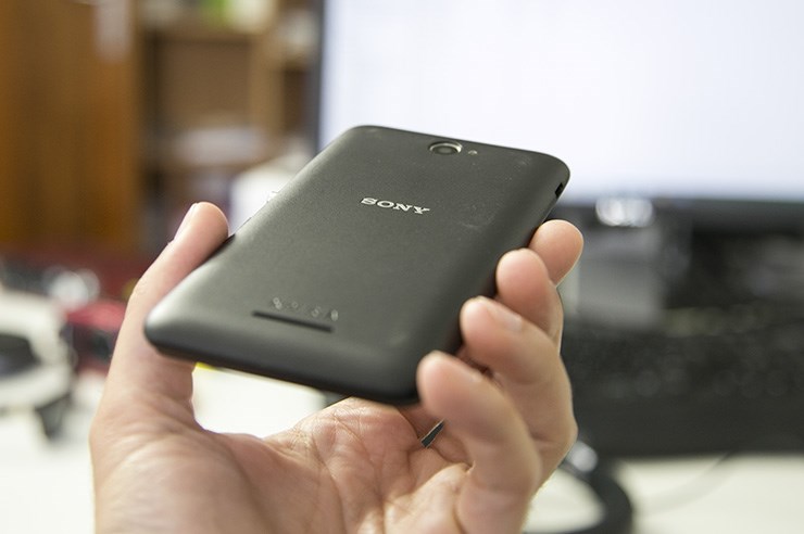 Sony-Xperia-E4g-recenzija-test-14.jpg